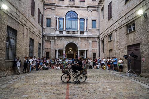 HANGARTFEST Festival di Danza Contemporanea slide