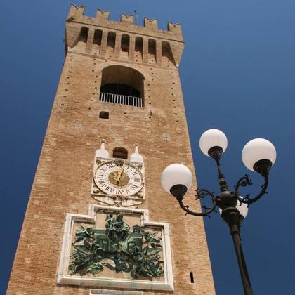 TORRE CIVICA "LA TRASLAZIONE DELLA SANTA CASA" E "QUADRANTE DELL