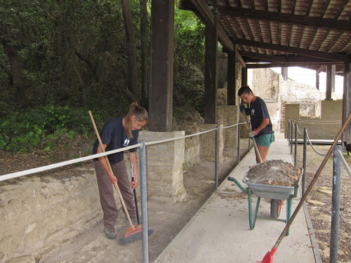 Parco Archeologico del Pausilypon slide