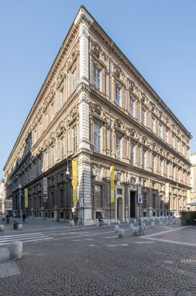 Palazzo già Accademia dei Nobili  slide