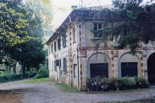 Castello di Villa Padulli in Cabiate slide