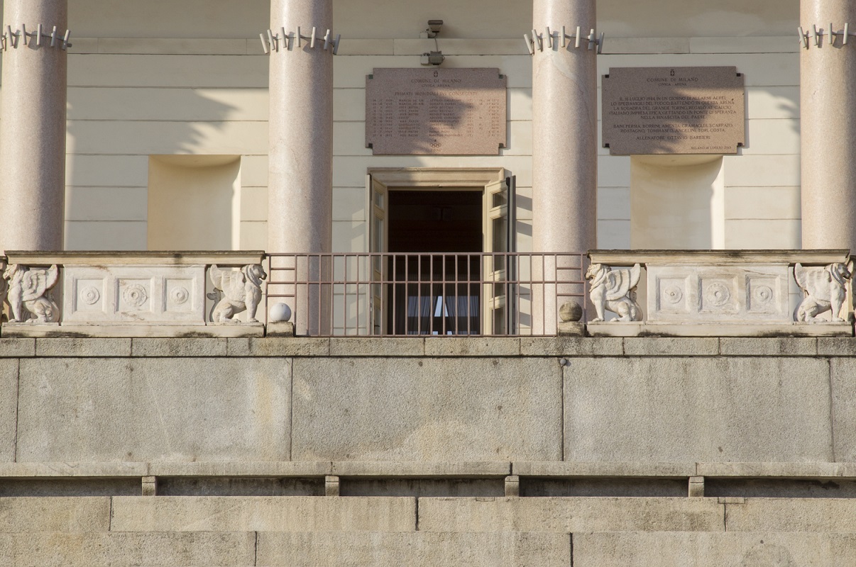 Immagini di Restauro del fronte d'ingresso, della facciata interna all'Arena e manutenzione straordinaria degli interni