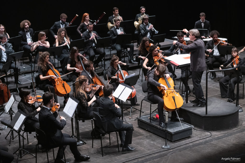 Immagini di Orchestra Filarmonica Vittorio Calamani - Programmazione 2023 